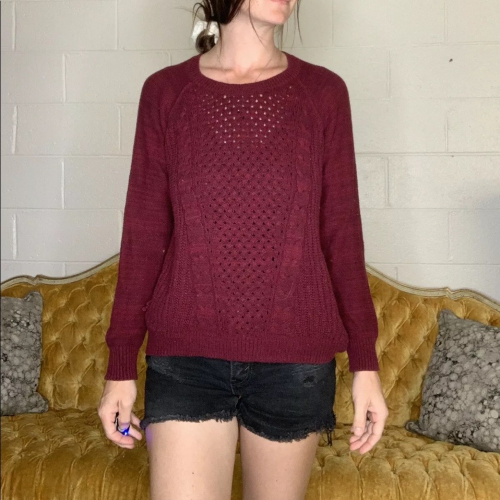 💛 Maroon heritage knit sweater